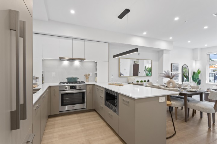 Photo 11 at 103 - 342 Mountain Highway, Lynnmour, North Vancouver