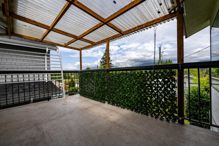 Photo 20 at 3439 Dundas Street, Hastings Sunrise, Vancouver East