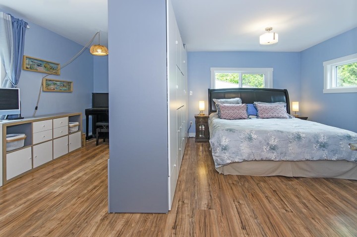 Photo 12 at 401 Raindance Crescent, Park Royal, West Vancouver