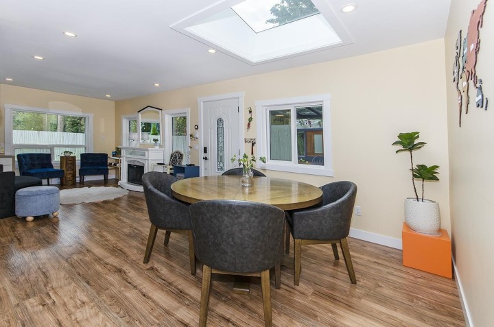 Photo 5 at 401 Raindance Crescent, Park Royal, West Vancouver
