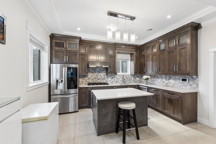 Photo 17 at 6182 Commercial Street, Killarney VE, Vancouver East