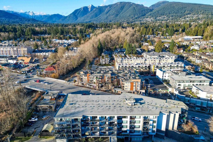 Photo 17 at 414 - 725 Marine Drive, Harbourside, North Vancouver