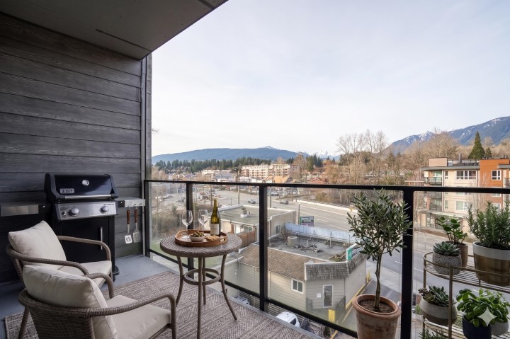 Photo 10 at 414 - 725 Marine Drive, Harbourside, North Vancouver