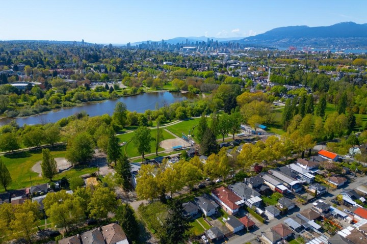 Photo 4 at 3178 Garden Drive, Grandview Woodland, Vancouver East