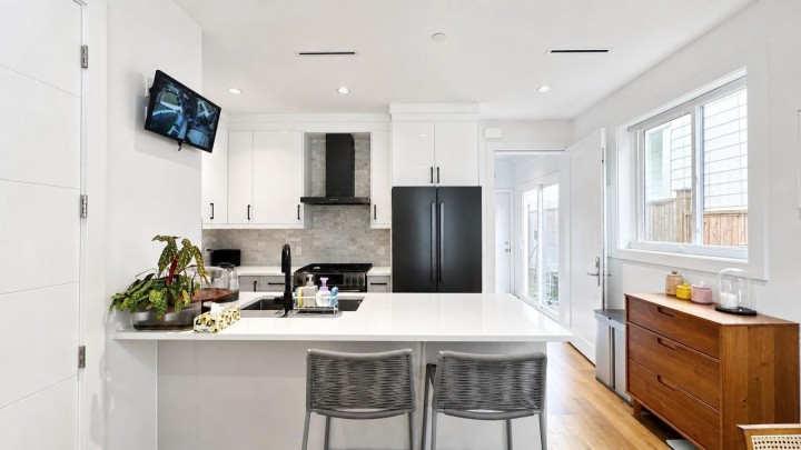 Photo 6 at 849 W 67th Avenue, Marpole, Vancouver West