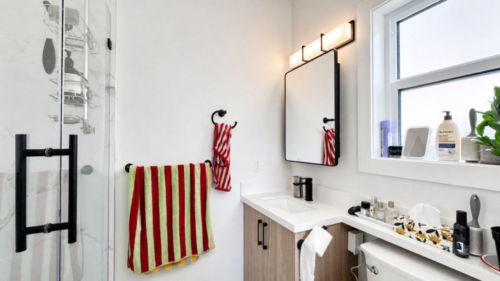 Photo 12 at 849 W 67th Avenue, Marpole, Vancouver West