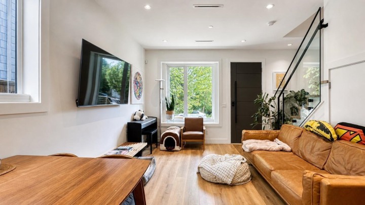 Photo 4 at 849 W 67th Avenue, Marpole, Vancouver West