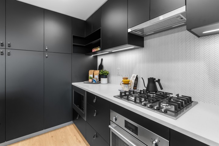 Photo 11 at 303 - 1680 E 12th Avenue, Grandview Woodland, Vancouver East