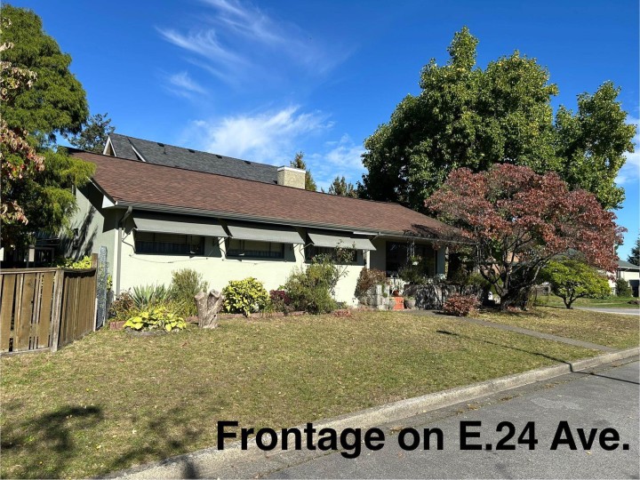 Photo 2 at 3625 E 24th Avenue, Renfrew Heights, Vancouver East