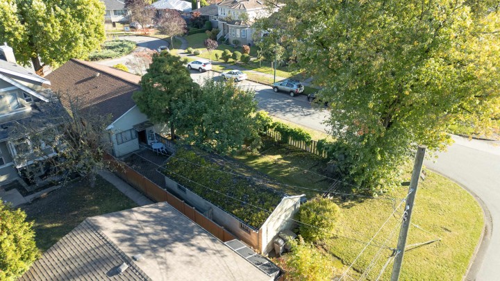 Photo 5 at 3625 E 24th Avenue, Renfrew Heights, Vancouver East