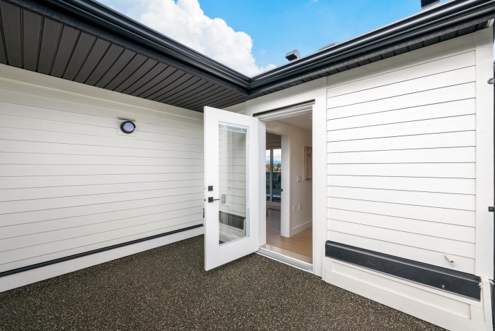 Photo 27 at 3 - 3065 Charles Street, Renfrew VE, Vancouver East