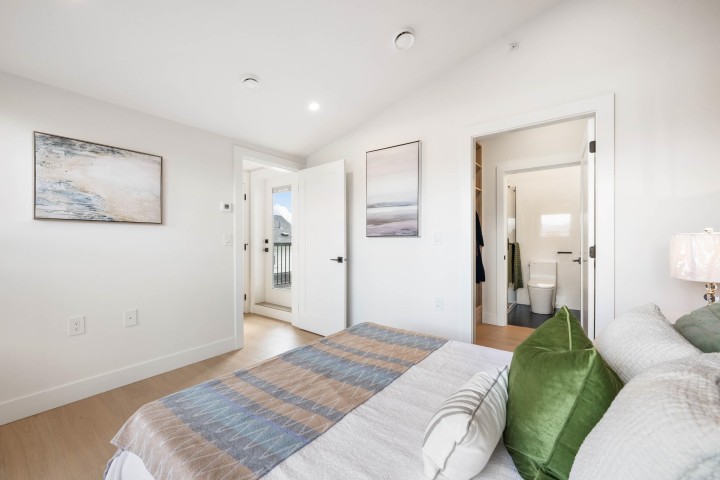 Photo 21 at 3 - 3065 Charles Street, Renfrew VE, Vancouver East
