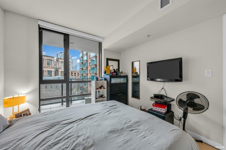 Photo 9 at 803 - 788 Richards Street, Downtown VW, Vancouver West