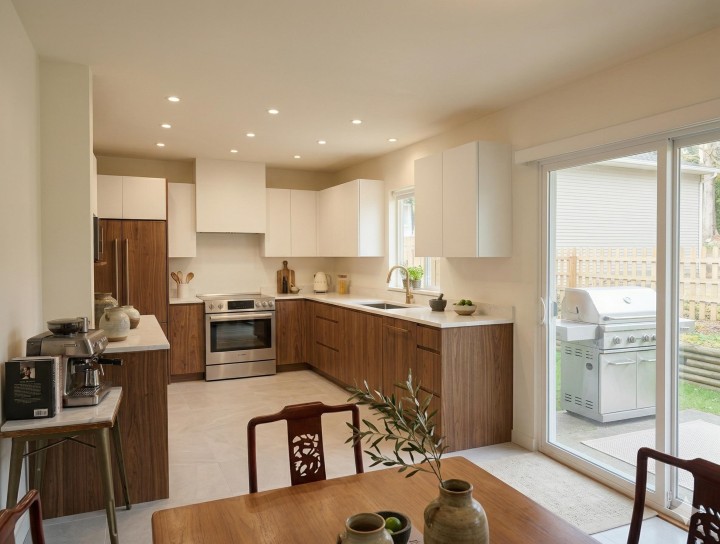 Photo 7 at 3523 Napier Street, Renfrew VE, Vancouver East