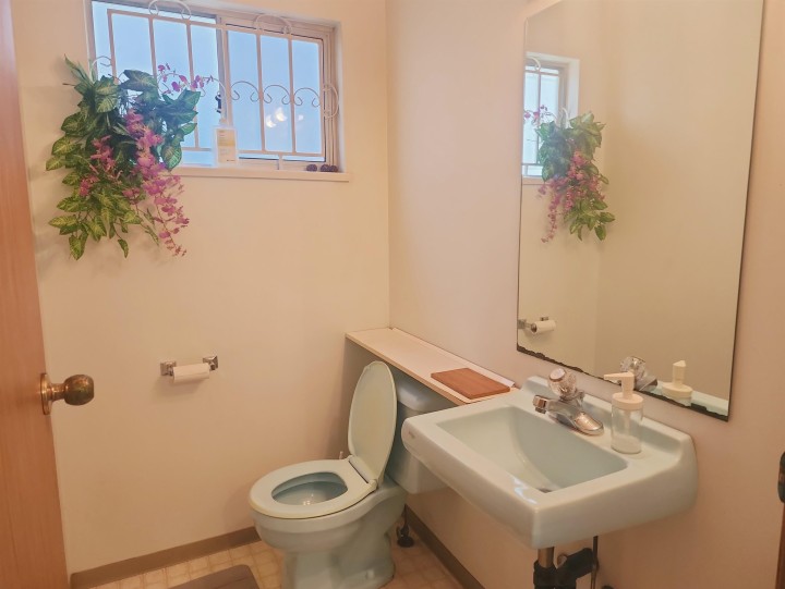 Photo 18 at 3523 Napier Street, Renfrew VE, Vancouver East