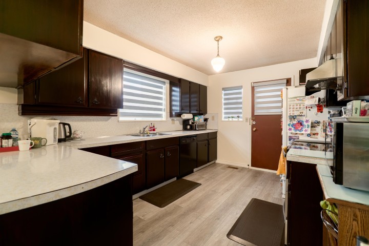 Photo 24 at 437 E 55th Avenue, South Vancouver, Vancouver East