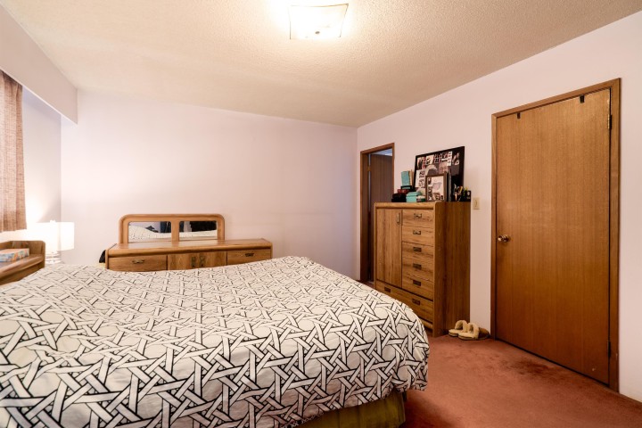 Photo 19 at 437 E 55th Avenue, South Vancouver, Vancouver East