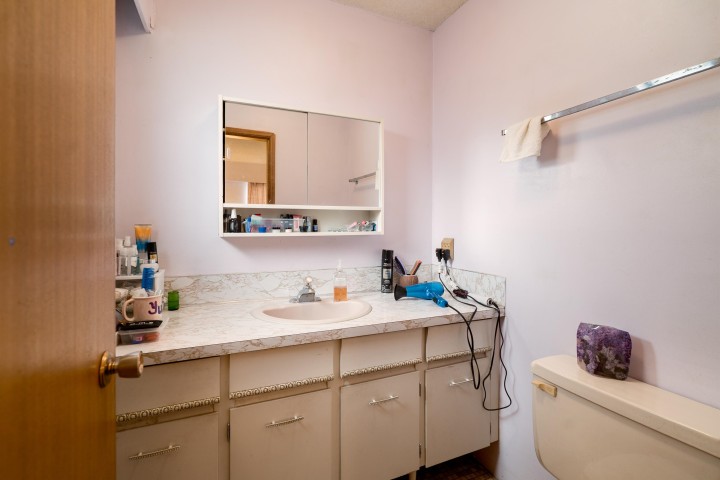 Photo 21 at 437 E 55th Avenue, South Vancouver, Vancouver East