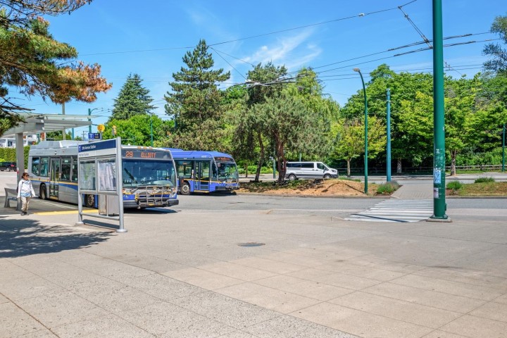 Photo 38 at 2733 E 28th Avenue, Renfrew Heights, Vancouver East