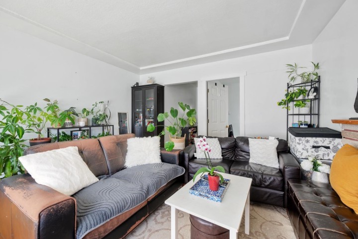 Photo 10 at 2733 E 28th Avenue, Renfrew Heights, Vancouver East