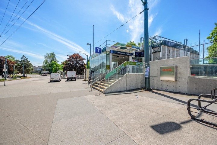Photo 37 at 2733 E 28th Avenue, Renfrew Heights, Vancouver East