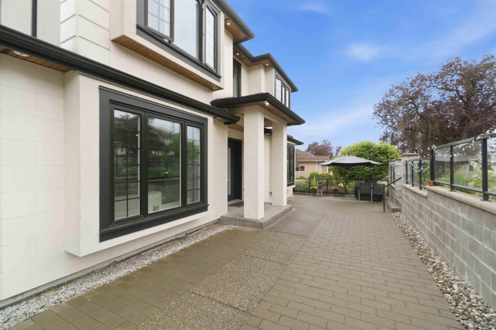 Photo 3 at 1842 E 64th Avenue, Fraserview VE, Vancouver East