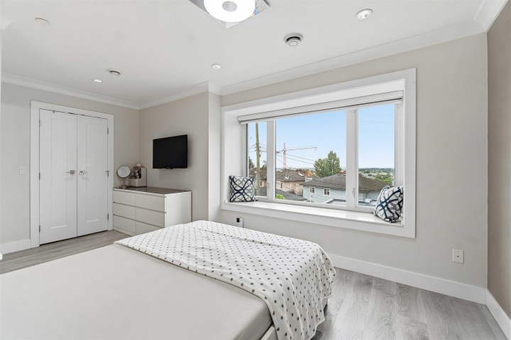Photo 15 at 1842 E 64th Avenue, Fraserview VE, Vancouver East