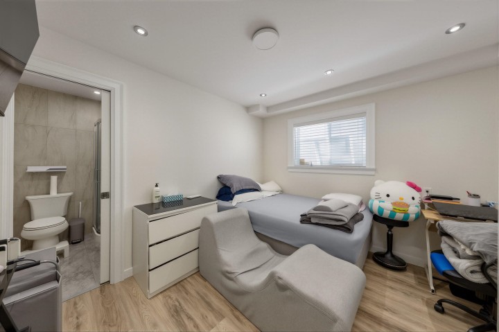 Photo 12 at 3696 E 26th Avenue, Renfrew Heights, Vancouver East