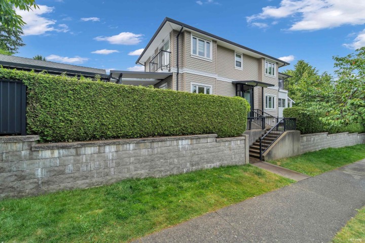 Photo 32 at 3249 Sophia Street, Main, Vancouver East