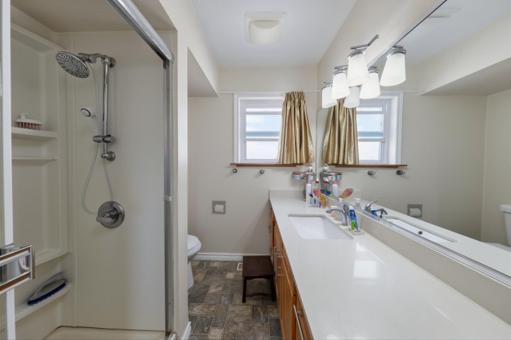 Photo 16 at 2911 E 51st Avenue, Killarney VE, Vancouver East