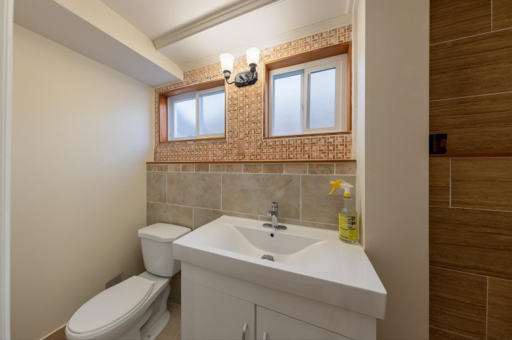 Photo 30 at 2911 E 51st Avenue, Killarney VE, Vancouver East