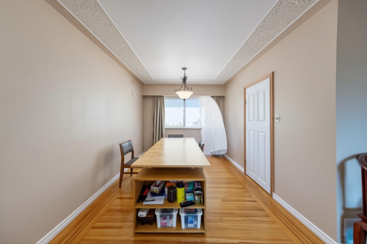 Photo 11 at 2911 E 51st Avenue, Killarney VE, Vancouver East