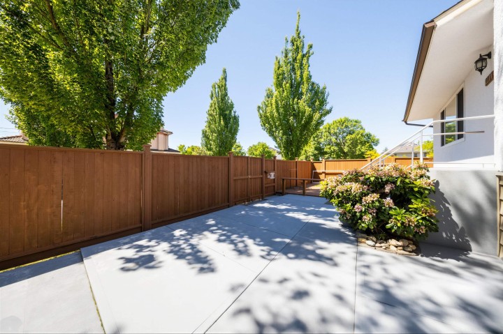Photo 8 at 2911 E 51st Avenue, Killarney VE, Vancouver East