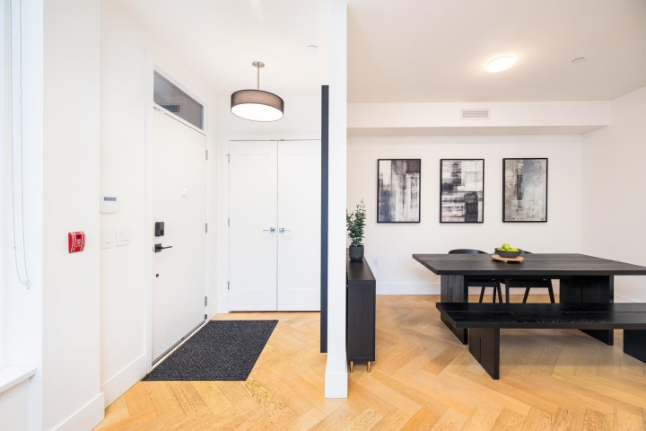 Photo 6 at 601 W 31st Avenue, Cambie, Vancouver West