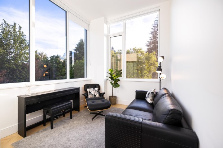 Photo 13 at 601 W 31st Avenue, Cambie, Vancouver West