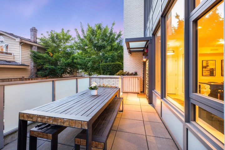Photo 21 at 601 W 31st Avenue, Cambie, Vancouver West