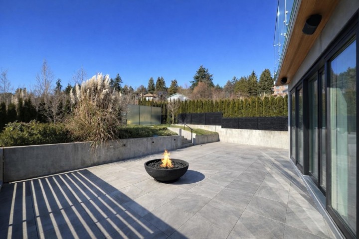Photo 30 at 592 Arthur Erickson Place, Park Royal, West Vancouver