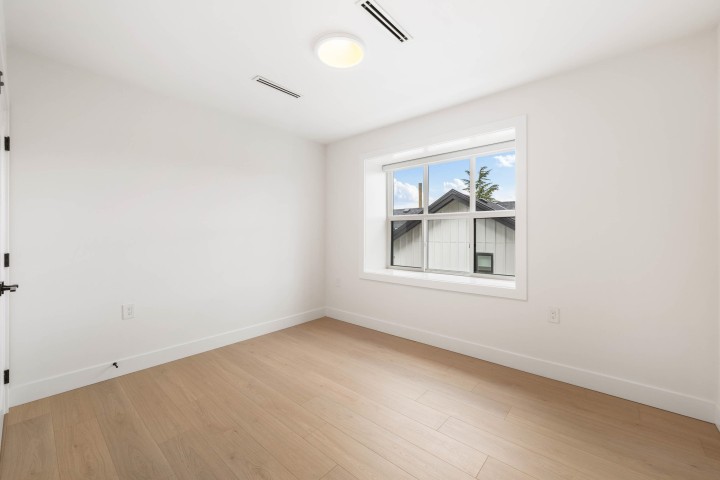 Photo 16 at 2 - 3065 Charles Street, Renfrew VE, Vancouver East