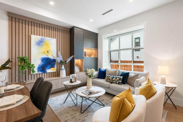 Photo 5 at 2 - 3065 Charles Street, Renfrew VE, Vancouver East