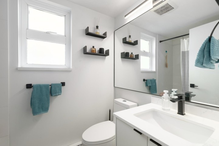 Photo 17 at 203 - 2272 Dundas Street, Hastings, Vancouver East