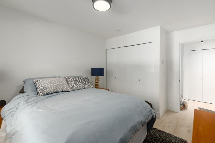 Photo 14 at 203 - 2272 Dundas Street, Hastings, Vancouver East