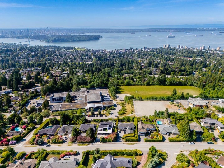 Photo 12 at 1364 Chartwell Drive, Chartwell, West Vancouver