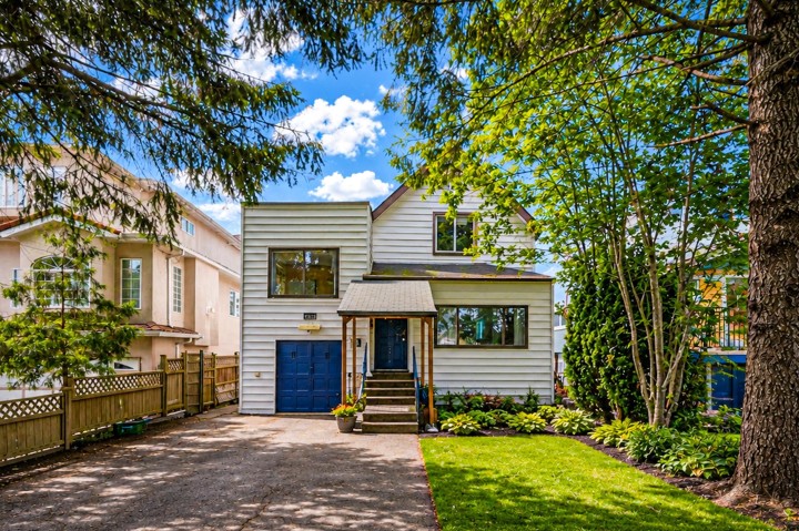 Photo 1 at 4711 Gothard Street, Collingwood VE, Vancouver East