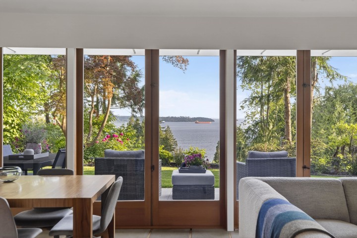 Photo 16 at 2968 Mathers Crescent, Altamont, West Vancouver