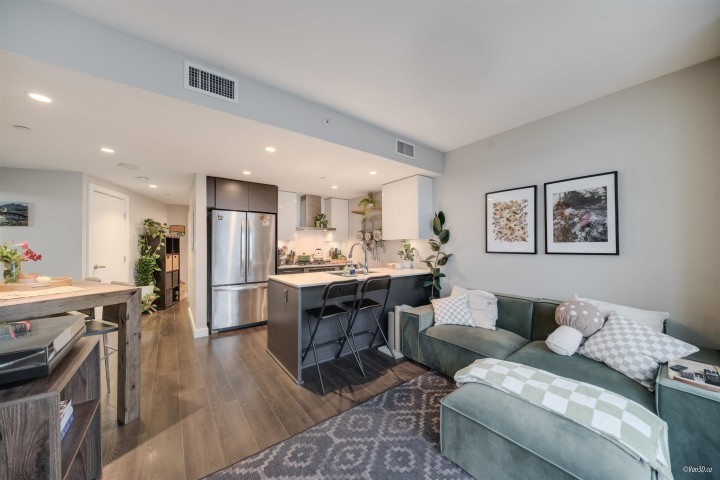 Photo 9 at 1505 - 1618 Quebec Street, Mount Pleasant VE, Vancouver East