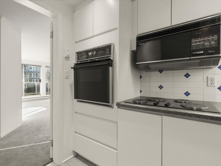 Photo 18 at 202 - 1551 Mariner Walk, False Creek, Vancouver West