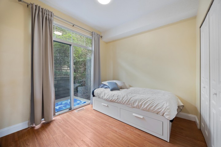 Photo 24 at 5 - 3586 Rainier Place, Champlain Heights, Vancouver East
