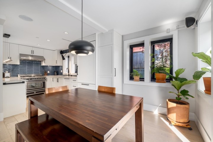 Photo 12 at 3918 Carolina Street, Fraser VE, Vancouver East