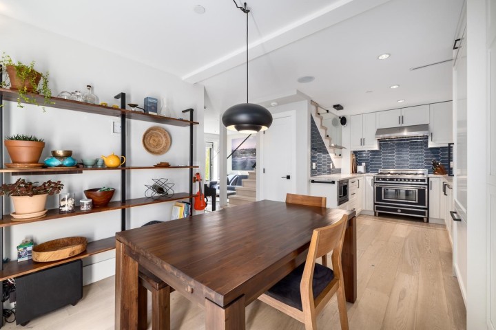 Photo 11 at 3918 Carolina Street, Fraser VE, Vancouver East