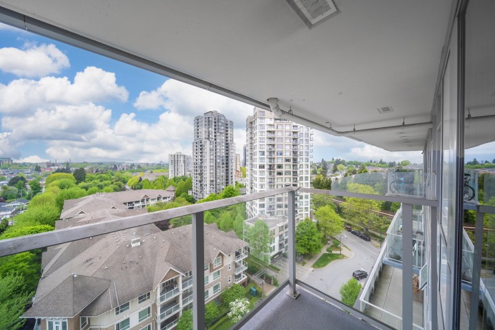 Photo 16 at 1502 - 5470 Ormidale Street, Vancouver East